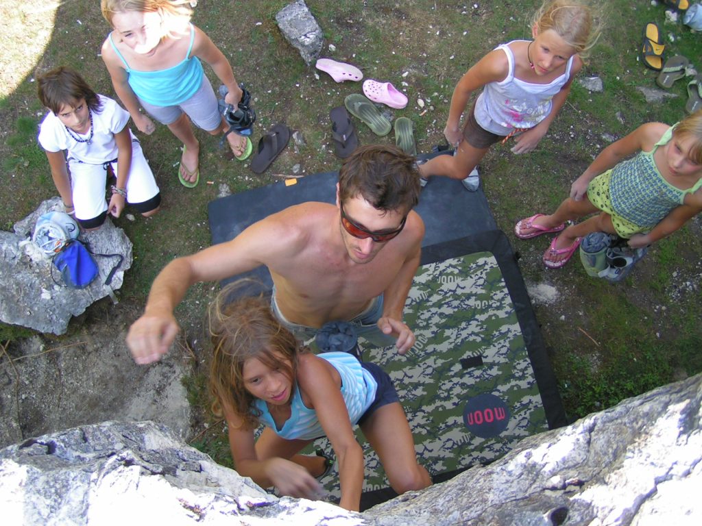 MINOLTA DIGITAL CAMERA