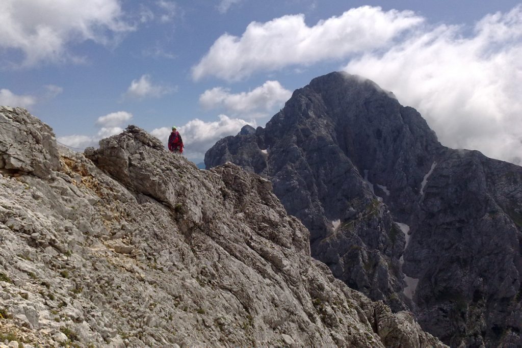 20090718_nina-na-grebenu-sije-brane