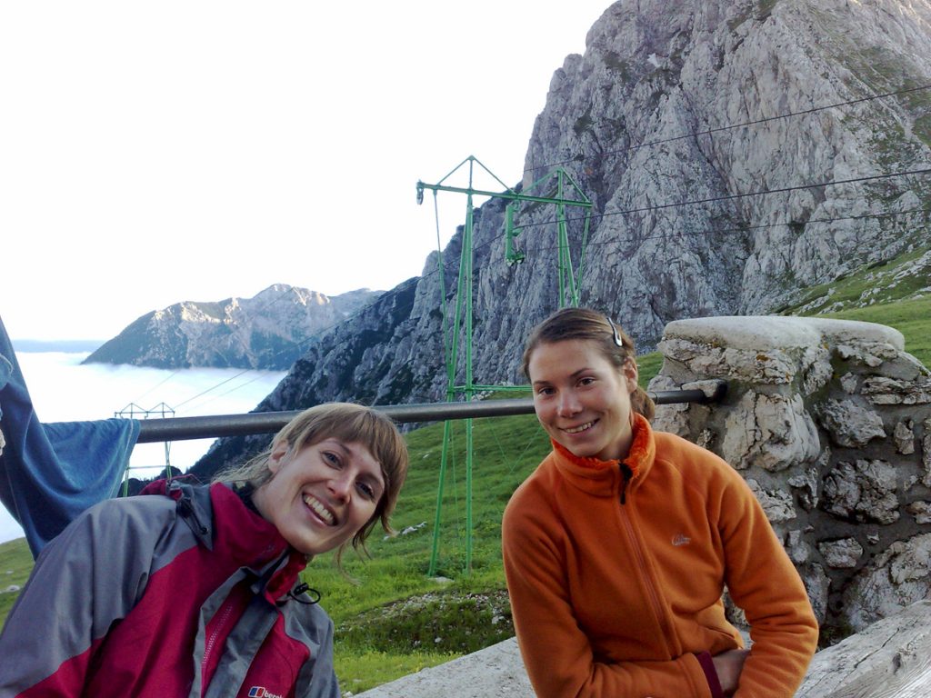 20090722_gorski-rozici-kaja-in-sandra